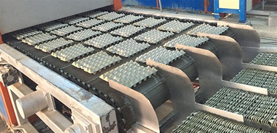 蛋托機(jī)對(duì)生產(chǎn)線(xiàn)的要求